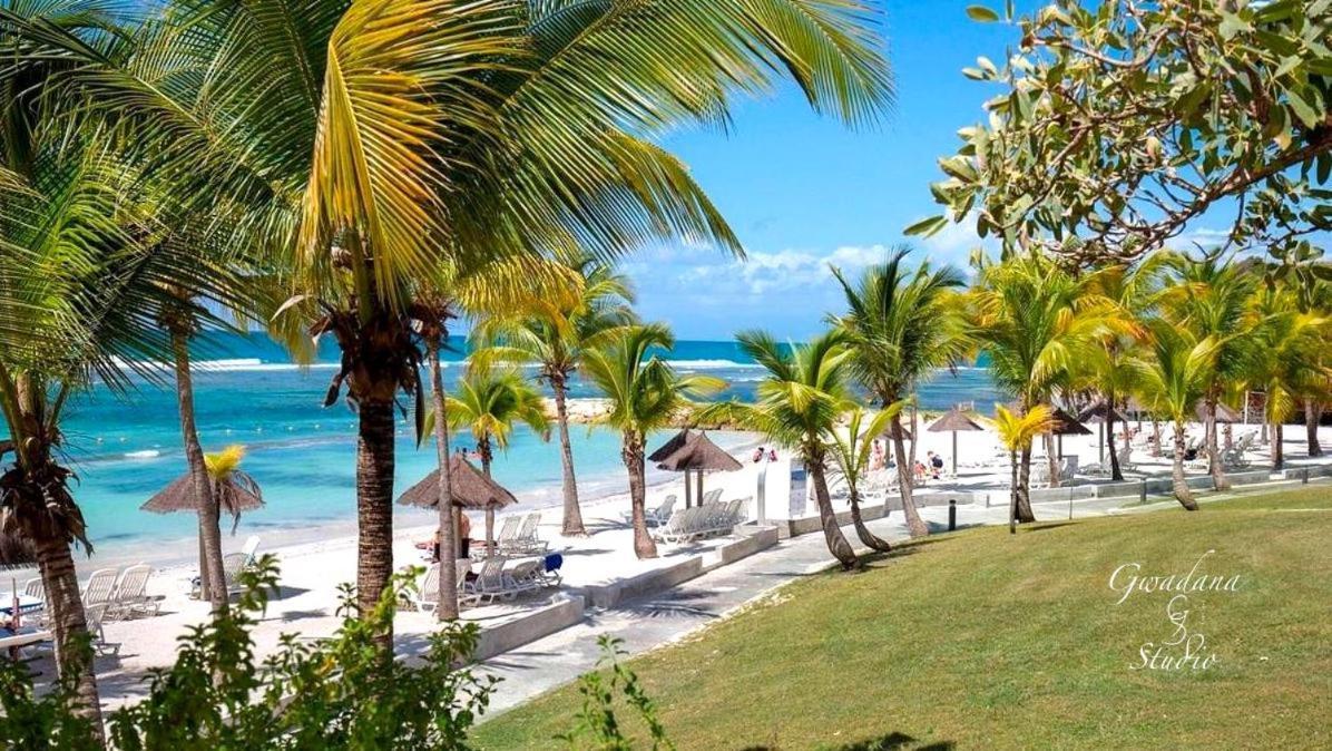 Accès Direct Plage, Magnifique Vue Mer, Gwanada Studio à Pierre et Vacances Sainte-Anne  Esterno foto