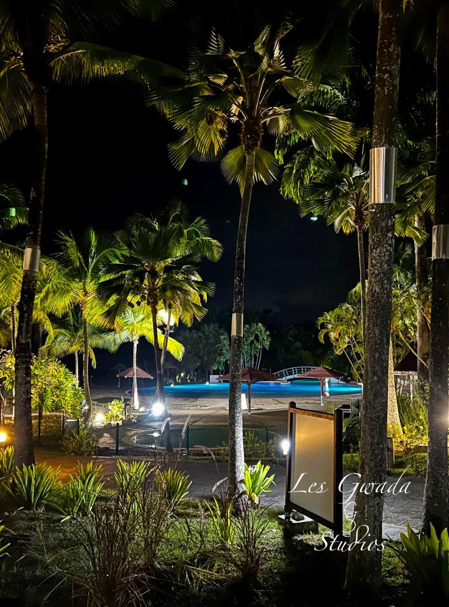 Accès Direct Plage, Magnifique Vue Mer, Gwanada Studio à Pierre et Vacances Sainte-Anne  Esterno foto